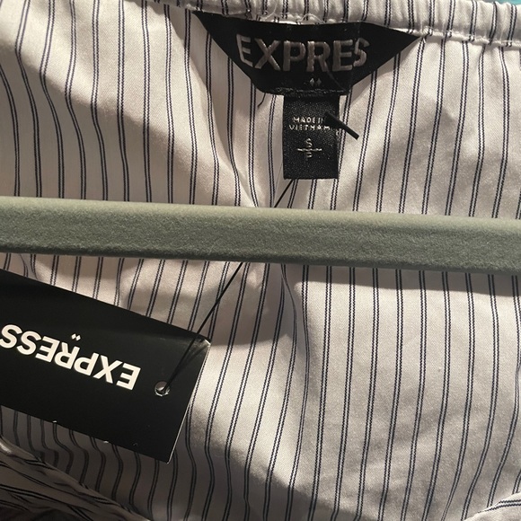 Top - Picture 4 of 4